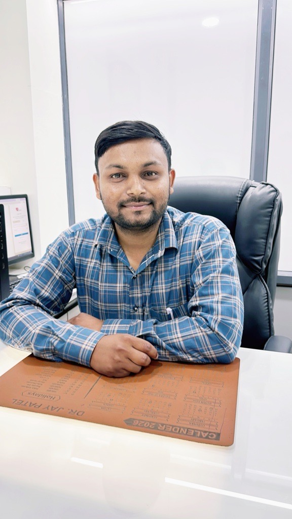 Dr Mehul Khat